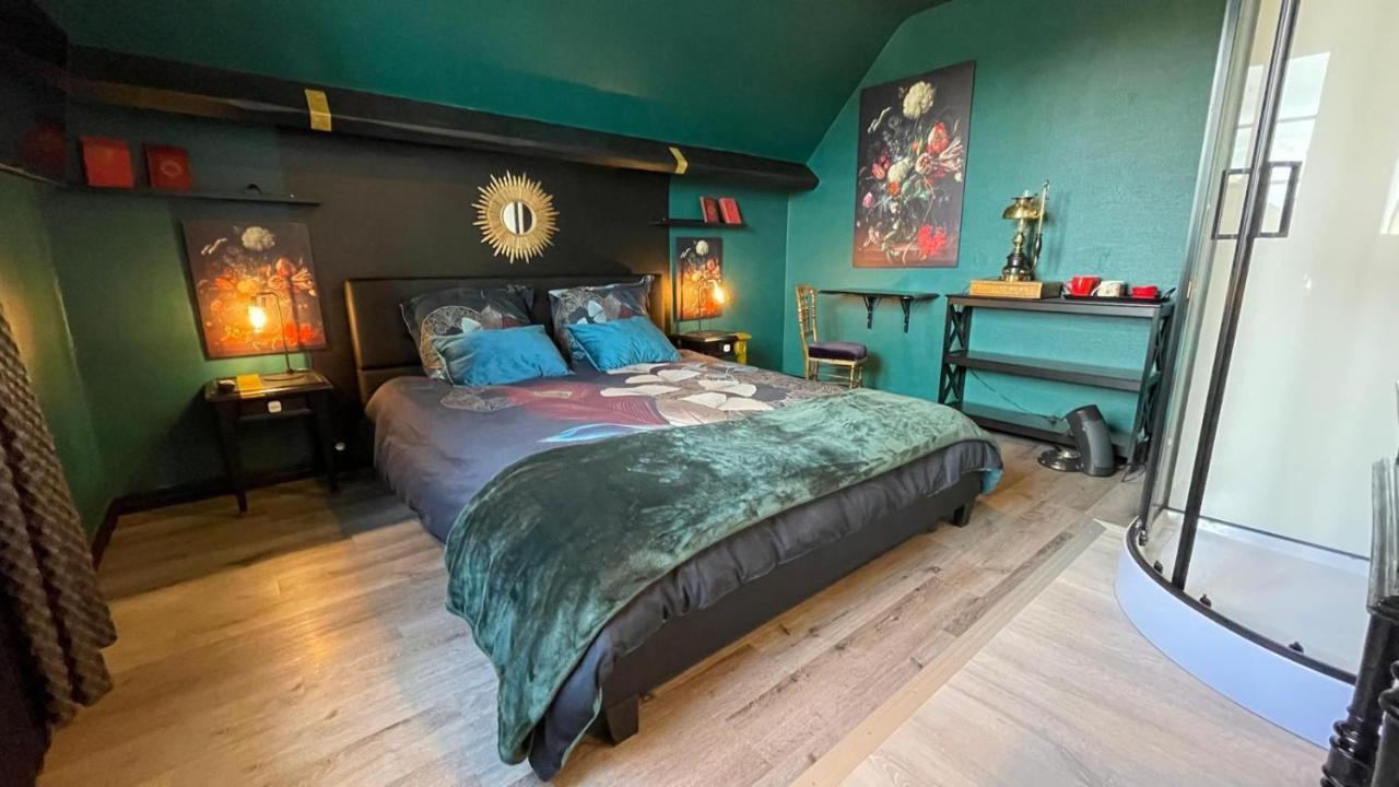 Bed and Breakfast Les Nuits Victoriennes Saint-Germain-du-Corbeis Exterior foto